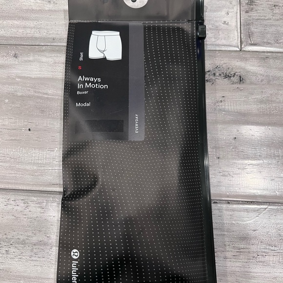 Lululemon Athletica Men's Black Always In Motion Boxer Briefs - Picture 6 of 7